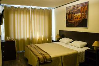 Гостиница Discovery Мурманск Стандартный семейный номер-1